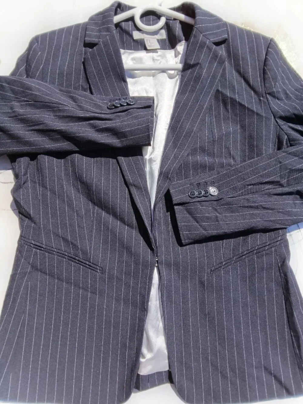 Women's Blazer, by H & M - Picture 2 of 9